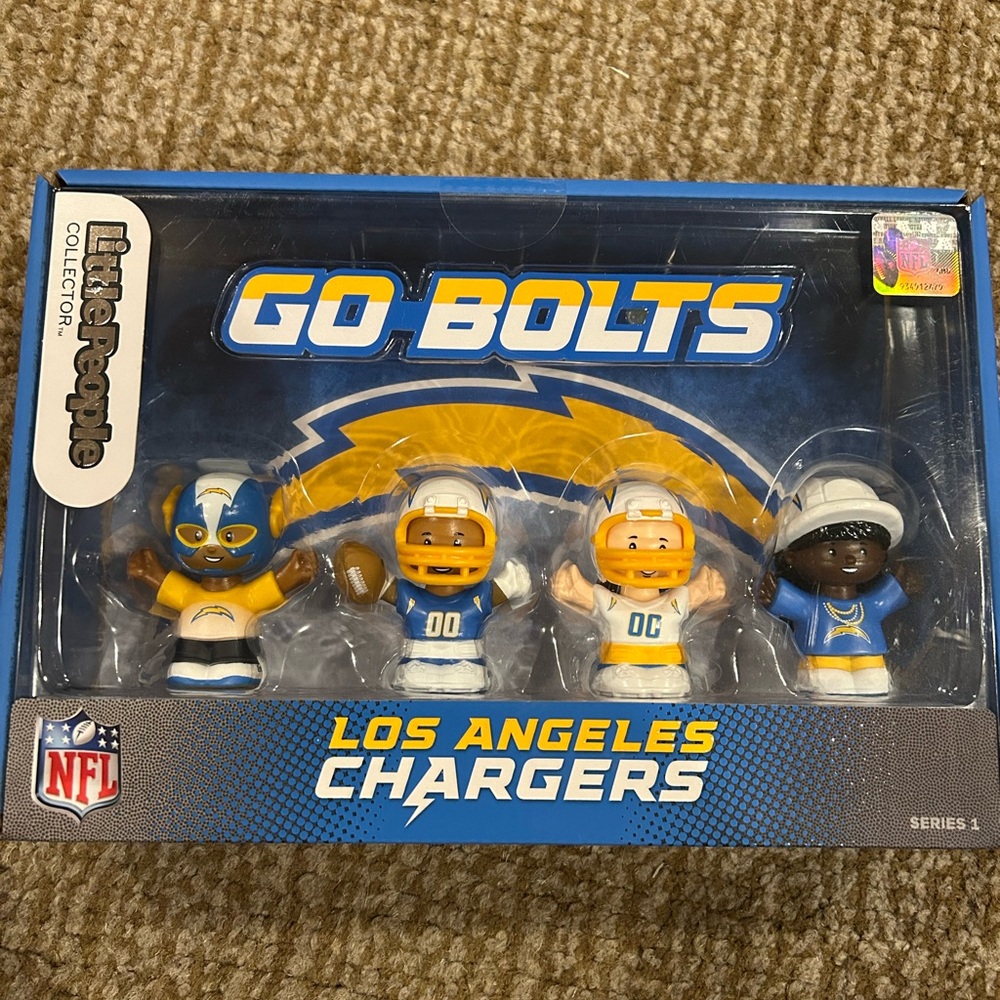 NIB Los Angeles Chargers little people set